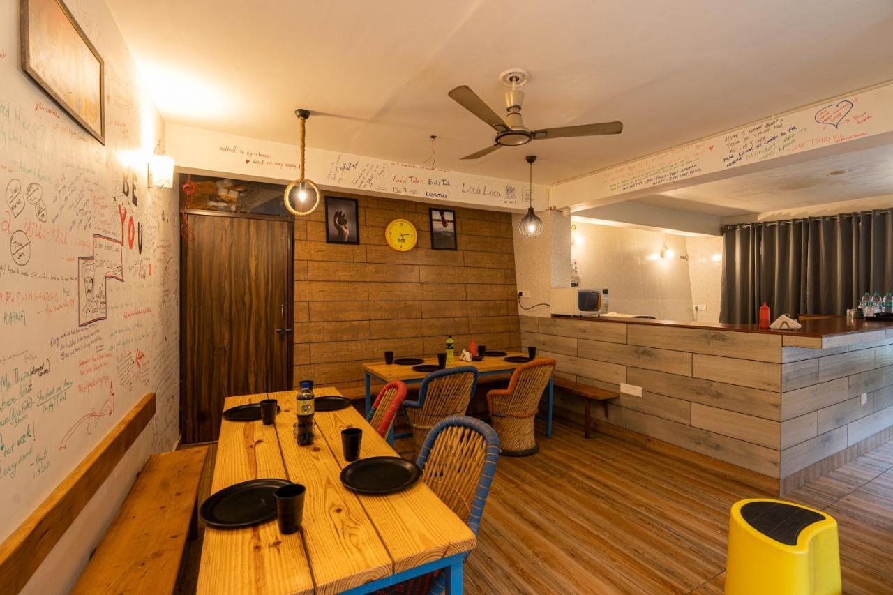 The Hosteller Mussoorie By The Streamside, Kempty Bagian luar foto