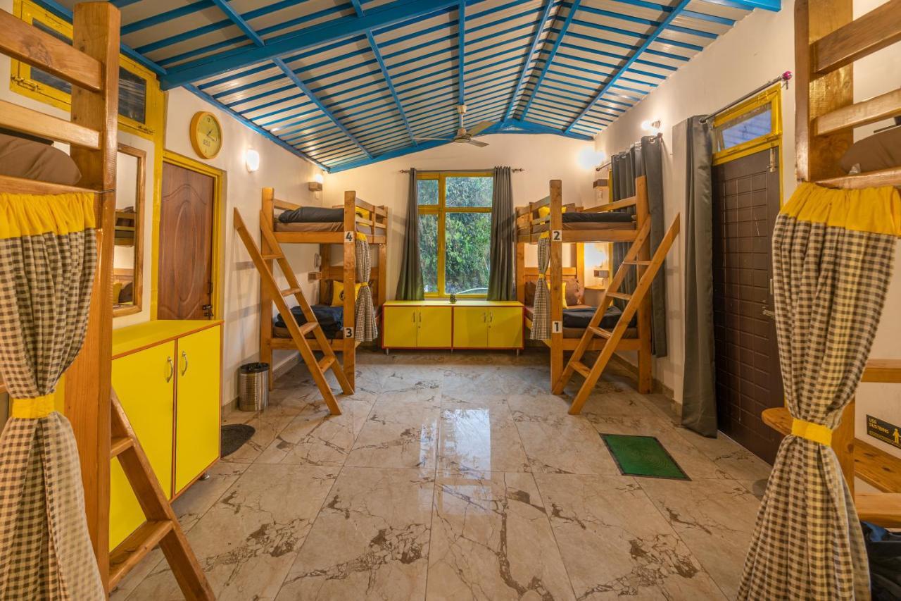 The Hosteller Mussoorie By The Streamside, Kempty Bagian luar foto