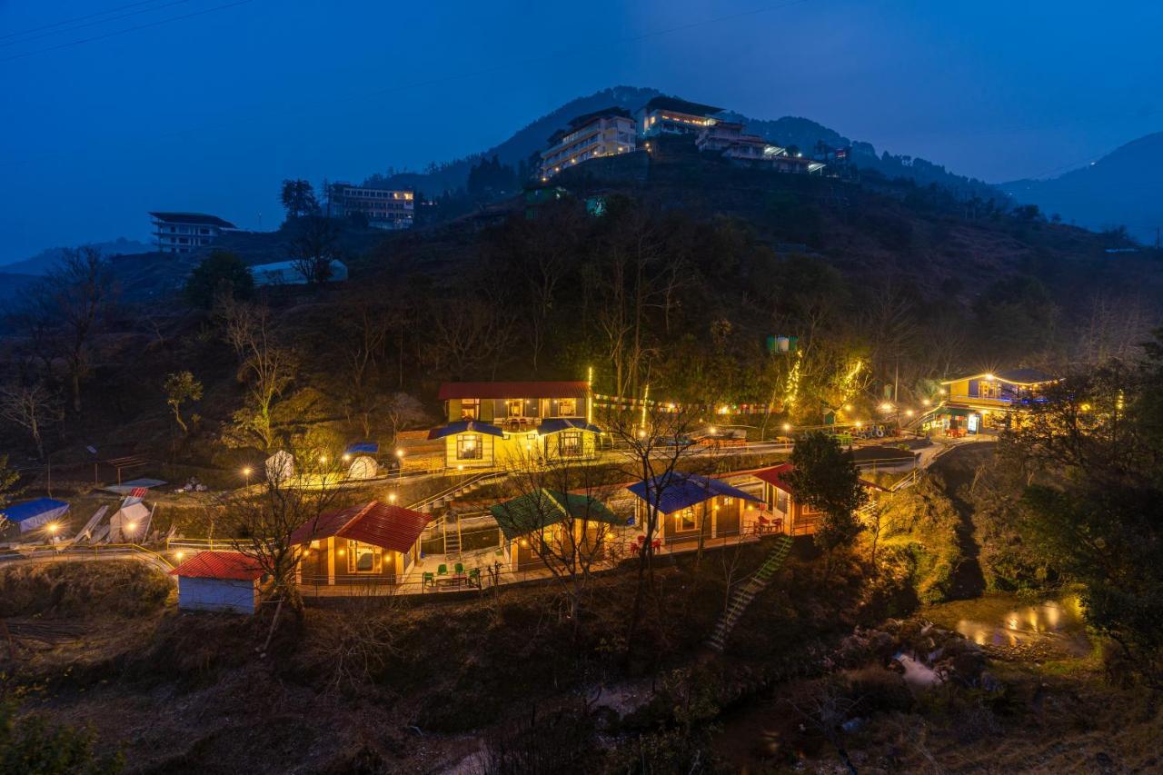 The Hosteller Mussoorie By The Streamside, Kempty Bagian luar foto