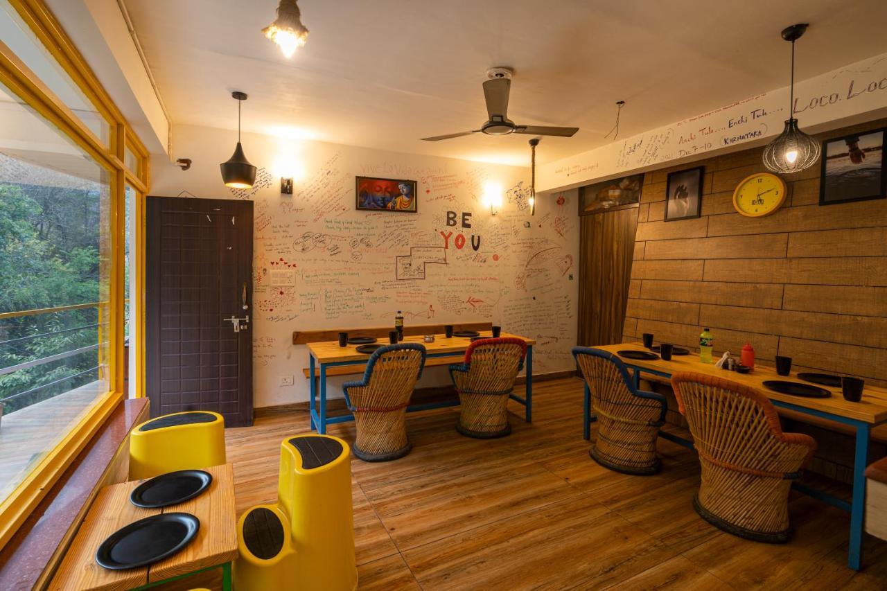 The Hosteller Mussoorie By The Streamside, Kempty Bagian luar foto
