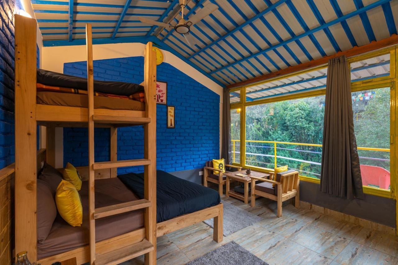 The Hosteller Mussoorie By The Streamside, Kempty Bagian luar foto